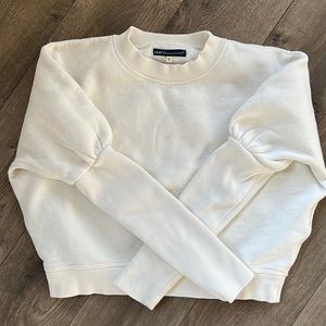 Levi’s crop cream sweatshirt XS